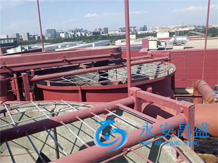 全方位解析空調(diào)分管機(jī)清洗技巧，助力中央空調(diào)持久高效制冷